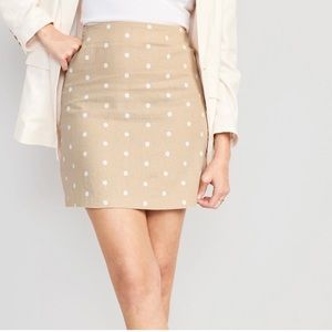 Old Navy Beige Polka Dot Mini Skirt